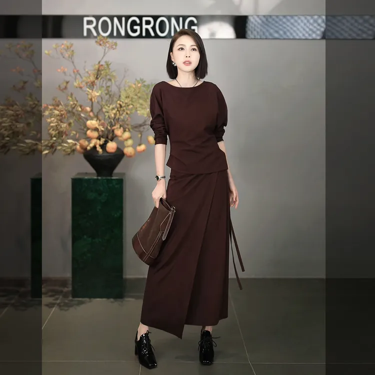 溶溶【琥珀流云】RONG 蝙蝠袖捏褶慵懒风上衣半裙套装F26QT5064-1