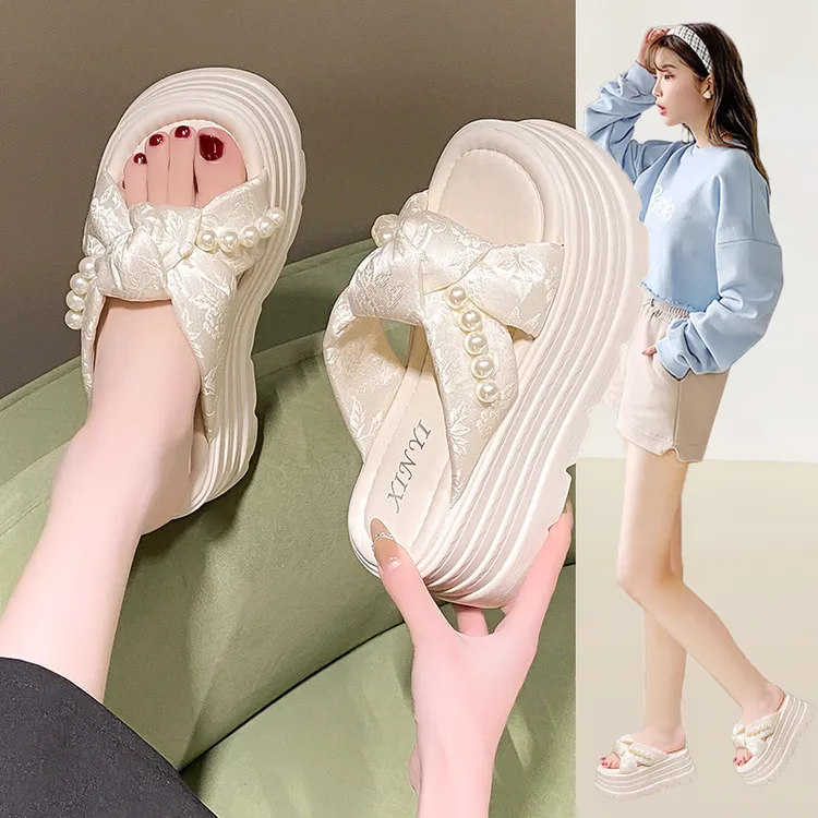仙女风拖鞋女夏季外穿2025新款松糕厚底一字拖时尚珍珠软底凉拖鞋