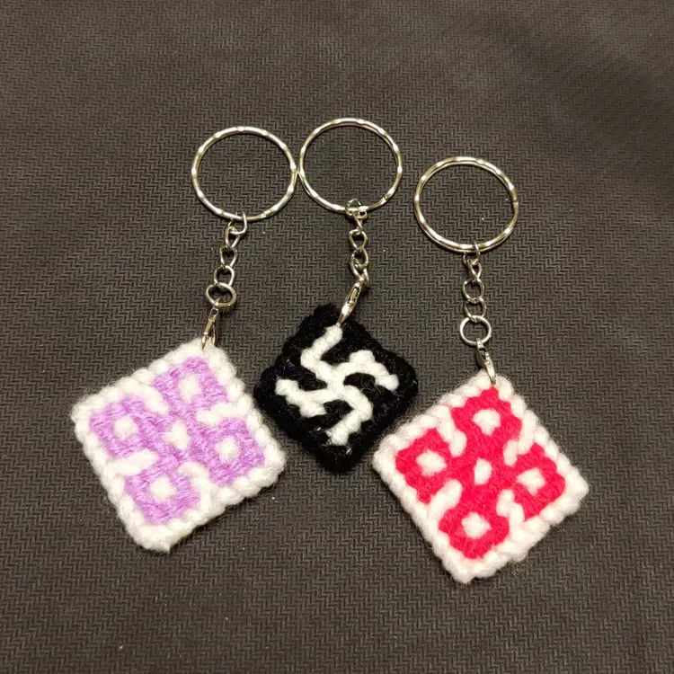 十字立体绣手工毛线diy编织衣服正方形几何配饰挂饰塑料板材料包