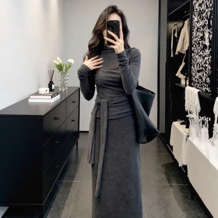 法式轻熟风拼接吊带假两件连衣裙女2025秋冬绑带收腰显瘦气质长裙