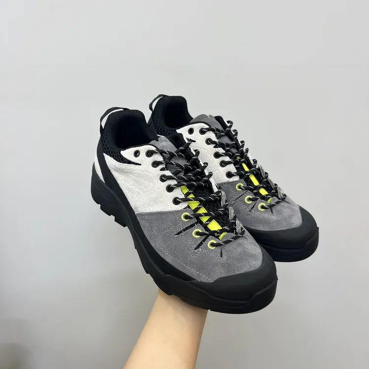 户外登山鞋女 秋冬新款徒步鞋真皮运动鞋防滑减震休闲鞋耐磨百搭