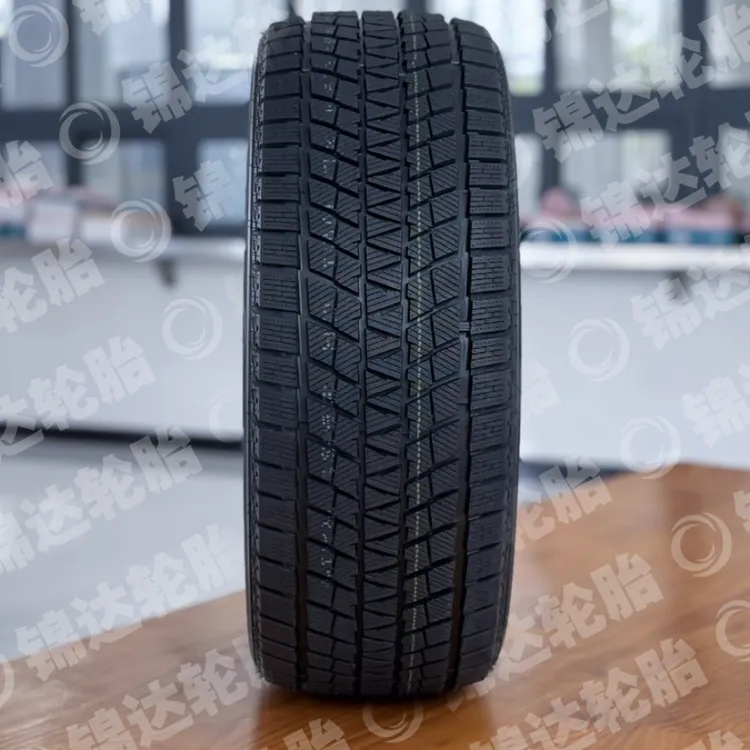 盾轮雪地 245/60R18 105H RW501 25年