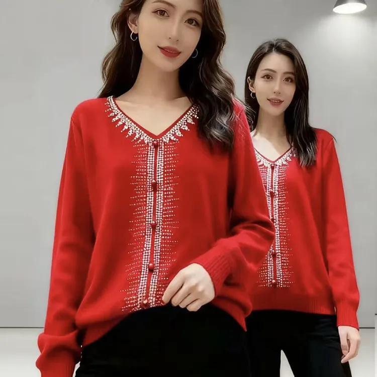 中老年女士秋冬纯V领宽松纯色套头保暖打底加大码胖妈妈百搭毛衣