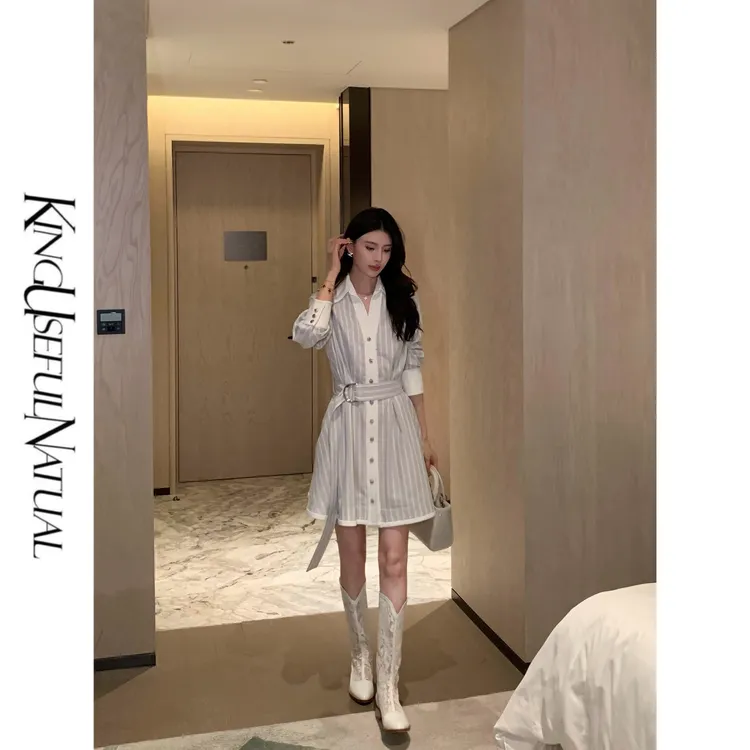 KUN【梦旅人】撞色条纹 棉质凸纹蓝白条纹衬衫拼烫钻收腰早秋连衣裙