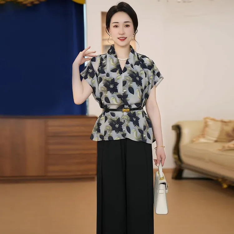 2025新款妈妈装印花气质休闲套装宽松文艺时尚夏季高级感两件套