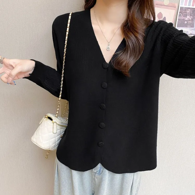 大码遮肚子单排扣针织开衫毛衣女秋季微胖宽松显瘦内搭上衣打底衫
