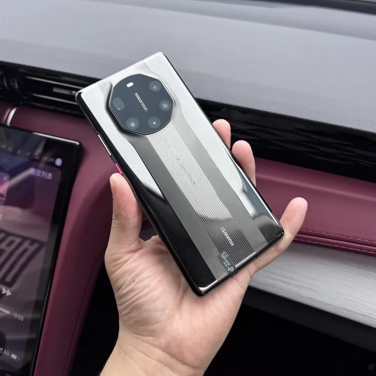 9新 Huawei/华为 Mate 40保时捷设计曲屏手机