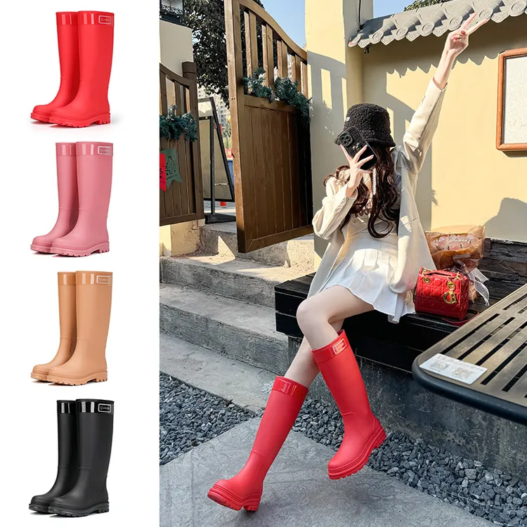 成人时尚高筒雨鞋女水靴加绒防水防滑外穿雪地靴中筒厚底雨靴