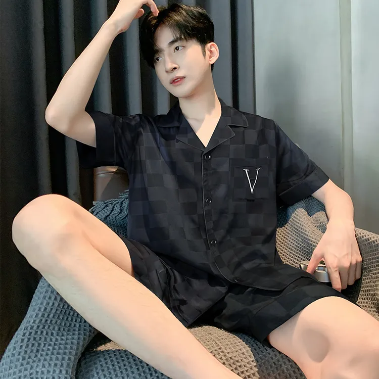 黑色简约冰丝睡衣男士2025新款夏季夏天薄款短袖青少年家居服套装