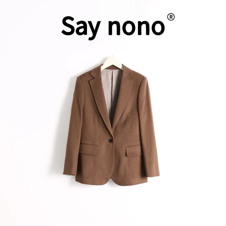 懒猫nono│Saynono ＿百搭修身正肩单排扣西装外套/BLX88828