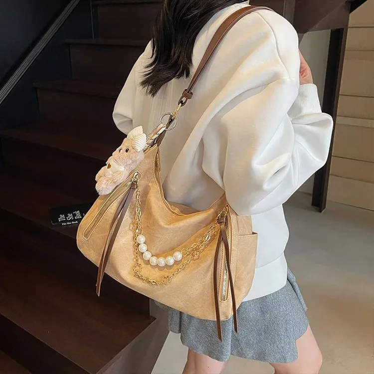 女包2025新款简约百搭复古风大容量通勤单肩斜挎两用托包i