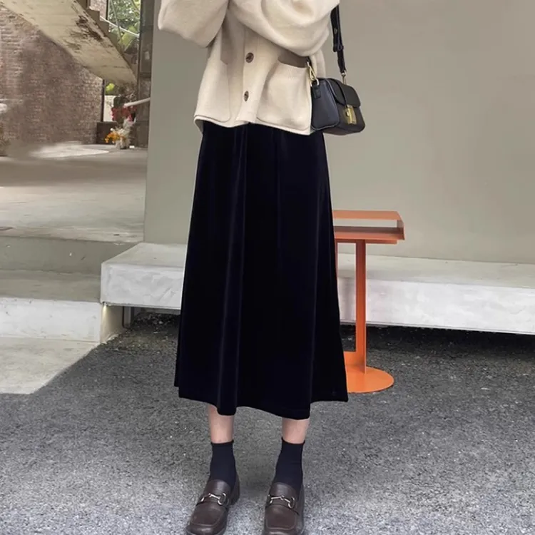 胖mm金丝绒半身裙女秋冬大码新款高腰A字垂感显瘦中长款直筒裙子