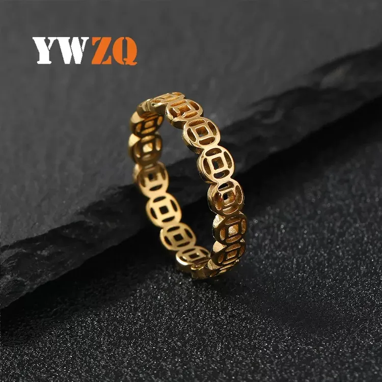 钛钢戒指 钛钢戒指 高级感轻奢款女男士素圈金色戒指小众情侣对戒