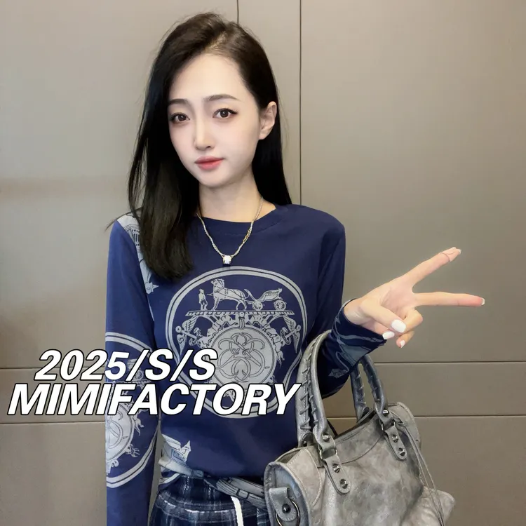 2025秋季长袖 创意马车设计长袖T恤女修身显瘦百搭上衣1484