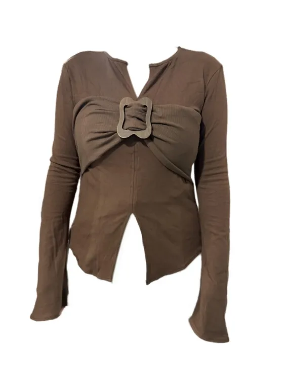 【Amy家】微胖mm纯欲风喇叭袖v领T恤女秋季设计感修身显瘦别致上衣