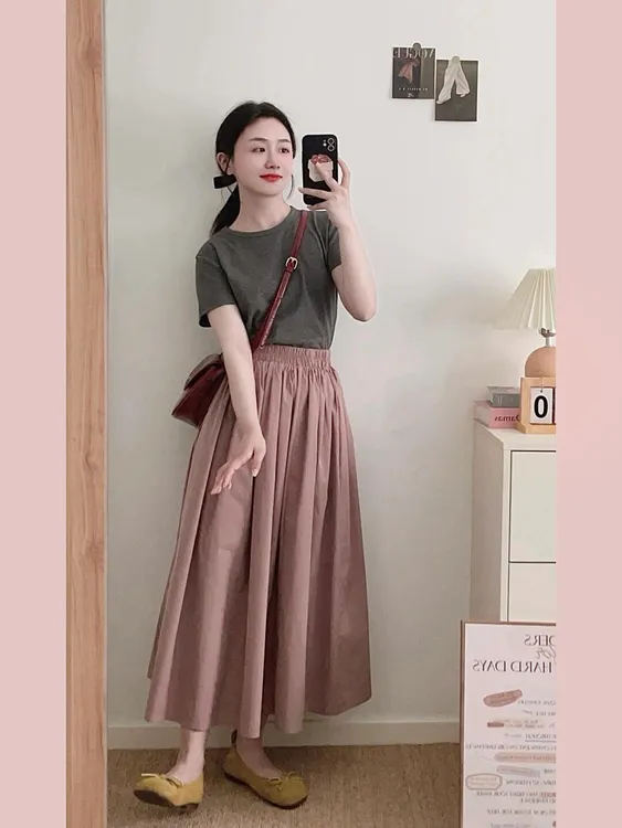 夏季多巴胺穿搭一整套港风复古高级感chic甜辣上衣裙子两件套装女