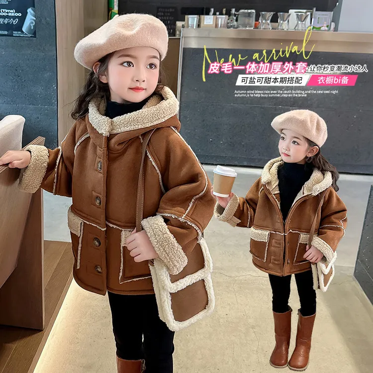 女童冬季加绒外套儿童2025新款皮毛一体加厚上衣女孩冬款保暖衣服