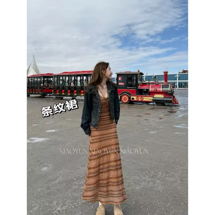 【原野焦糖】 小允姐姐2025新款时尚高级复古民族风条纹裙