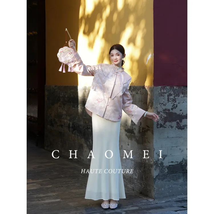 冯（CHAOMEI【粉格格】国风新中式桃夭粉羽绒服外套+丝绒人造丝半裙