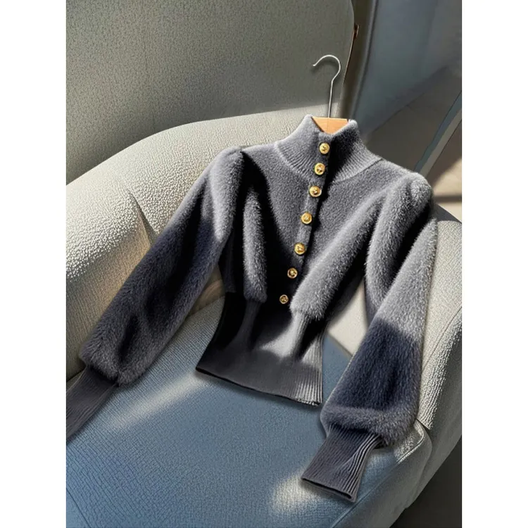 2025年秋冬慵懒风重工高领单排扣毛衣针织衫高级感复古修身针织衫