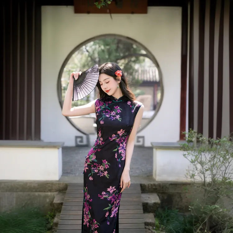 《月月专属|美人语》黑色无袖旗袍优雅复古港风气质2025夏新款S-3XL