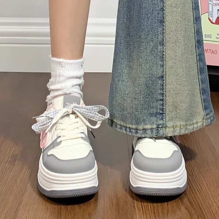 回力翅膀板鞋女2025秋季新款厚底舒适运动鞋女鞋学生休闲跑步鞋子