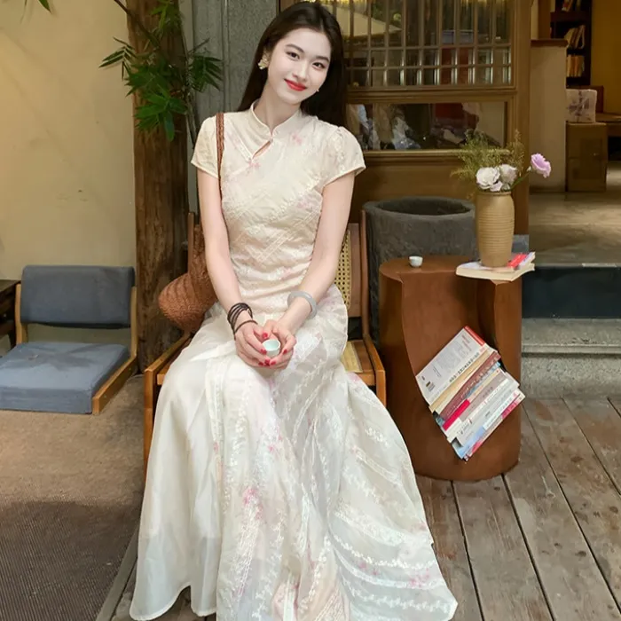 粉黛新中式全包边碎花改良高级感旗袍连衣裙女夏新款绝美长裙