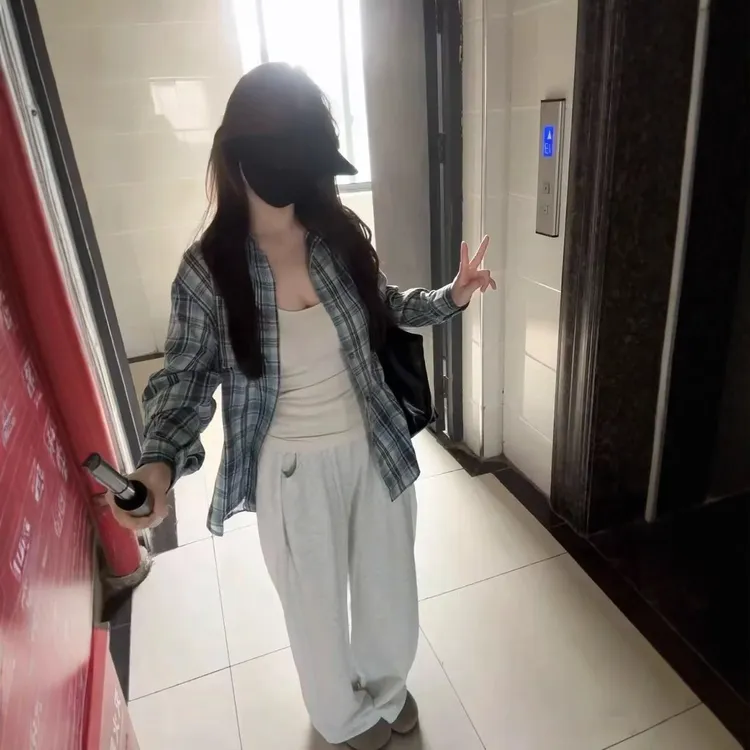 格子衬衫女2025年新款韩系宽松休闲衬衣网红慵懒风长袖防晒上衣