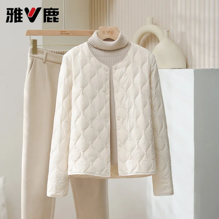 雅鹿2025新款轻薄羽绒服女款冬季舒适保暖潮流百搭宽松羽绒薄外套