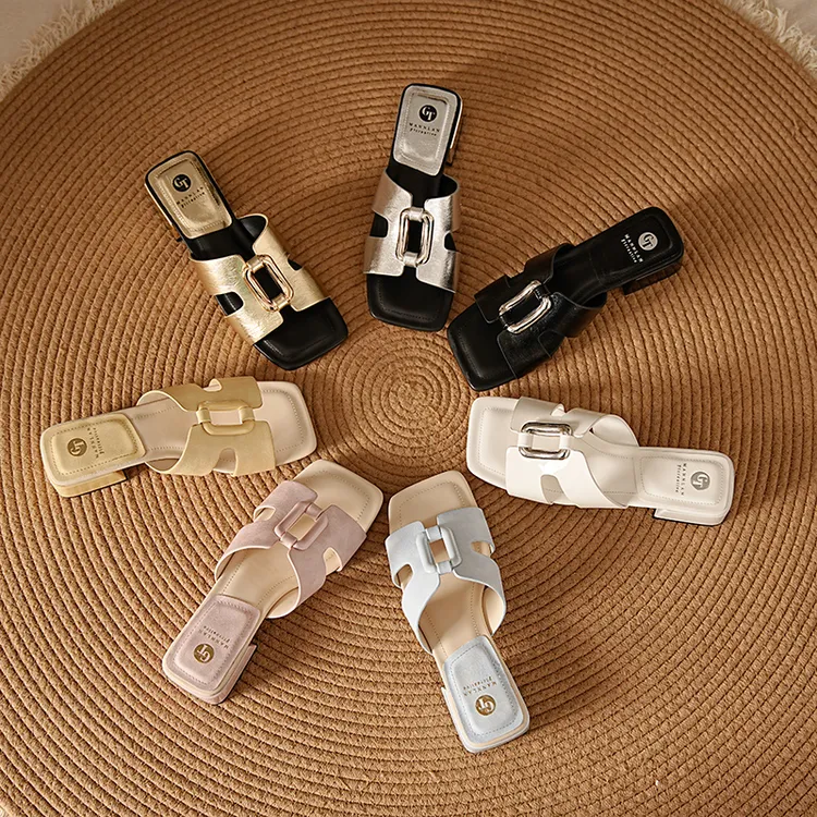 时尚真皮纯色低跟休闲风粗跟休闲一字拖凉鞋外穿夏季方头平底