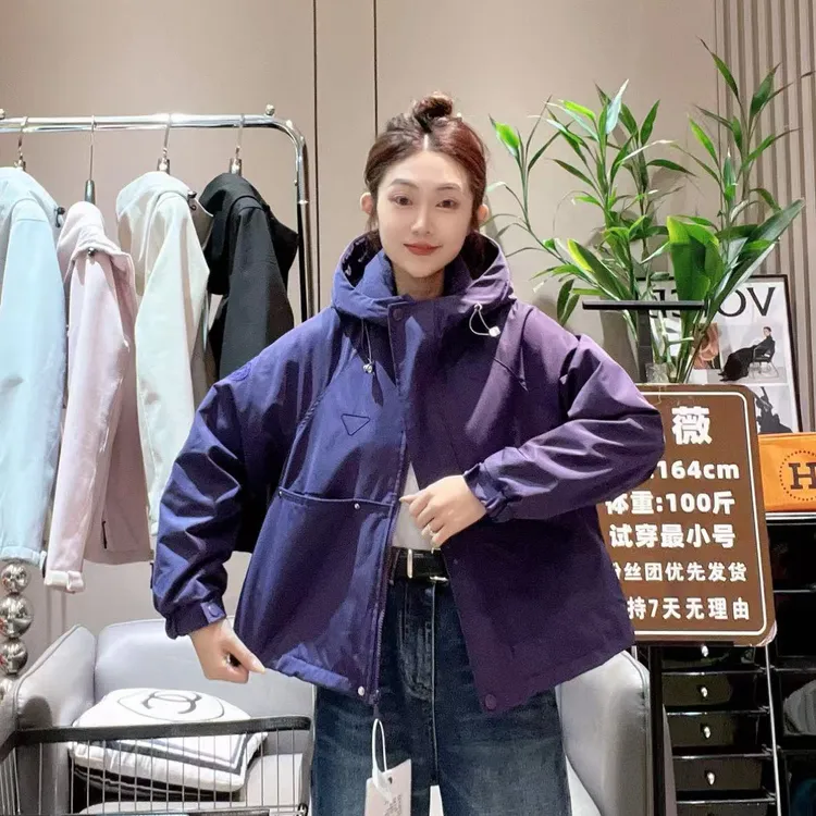 2025秋冬新款薄棉保暖短款连帽时尚女士女短外套2609