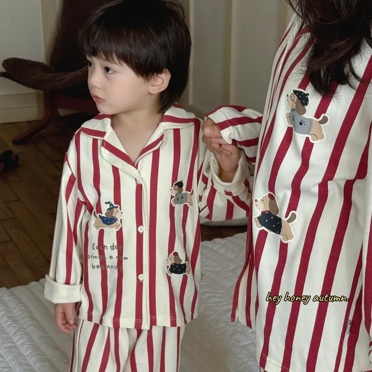 【嘿甜心】秋季新款儿童卡通条纹图案棉毛亲子家居服套装-26903