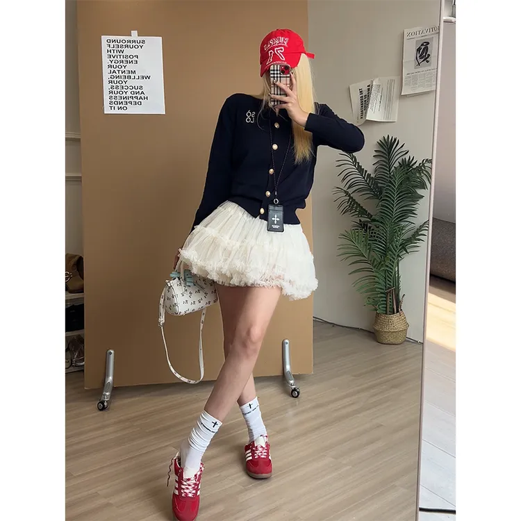简约时尚通勤风气质修身长袖针织开衫高腰显瘦百搭小众蓬蓬短裙女