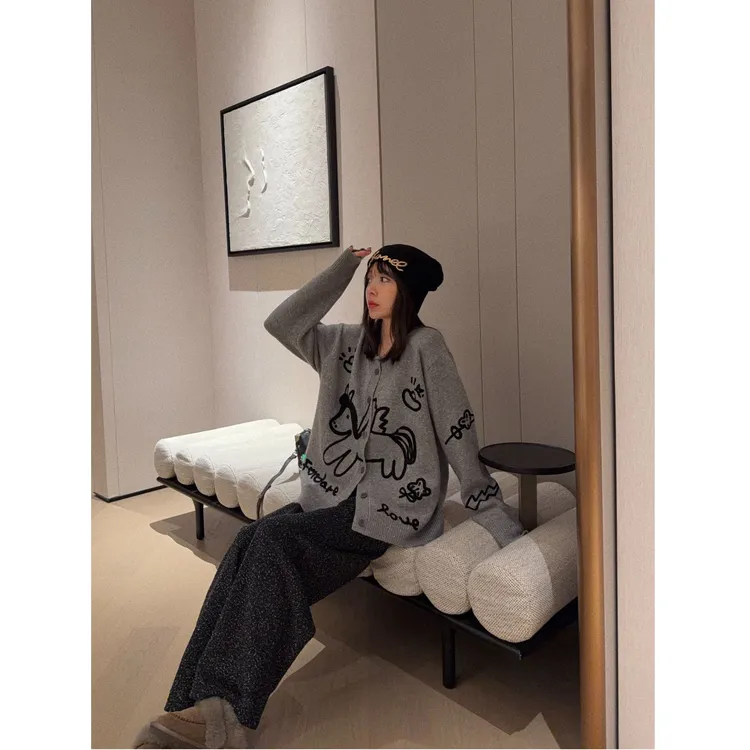 BETTER JOELAY-【爱心音符】时尚针织毛衣开衫款个性慵懒LL6306