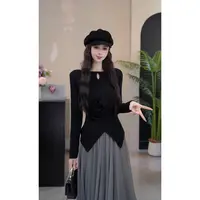YUANLIANSU/圆脸酥【纸落云烟】法式不规则下摆镂空圆领T恤女装秋季
