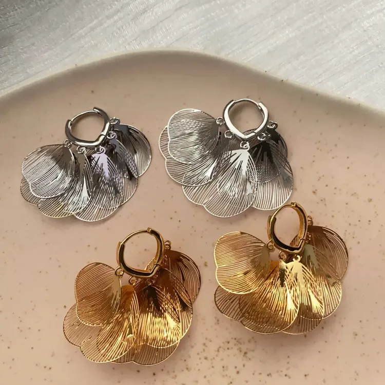 铜合金耳饰 个性冷淡金属感花瓣花朵耳环树叶气质高级感时尚耳饰