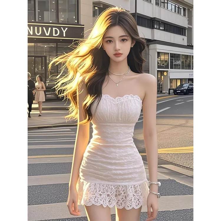 抹胸连衣裙女2025新款秋冬爆款性感包臀裙独特漂亮蕾丝一字肩裙子