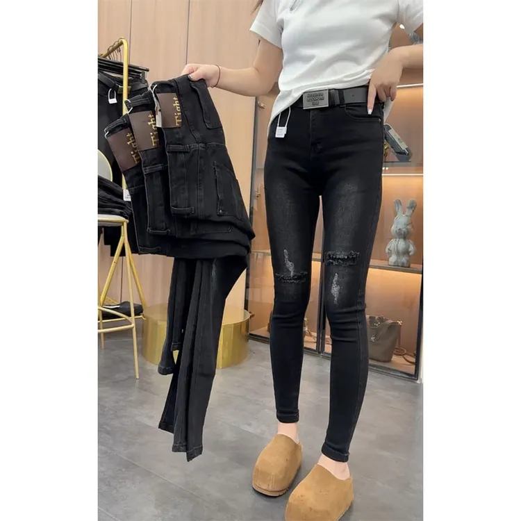 艾塔莉黑色显瘦牛仔裤女新款胖mm梨形身材小脚裤大码铅笔裤小个子