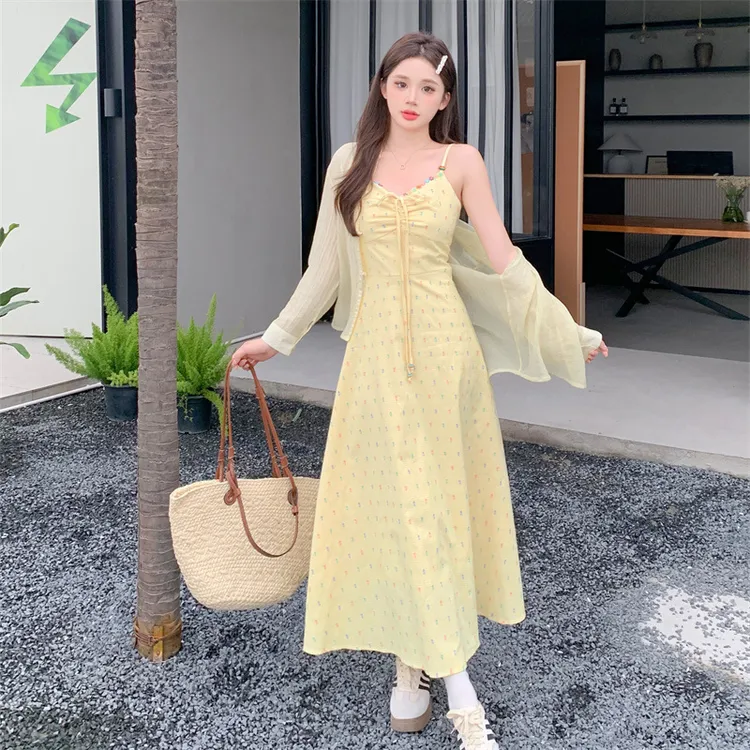 夏季新款大码女装显瘦碎花连衣裙吊带裙防晒开衫两件套气质甜美度