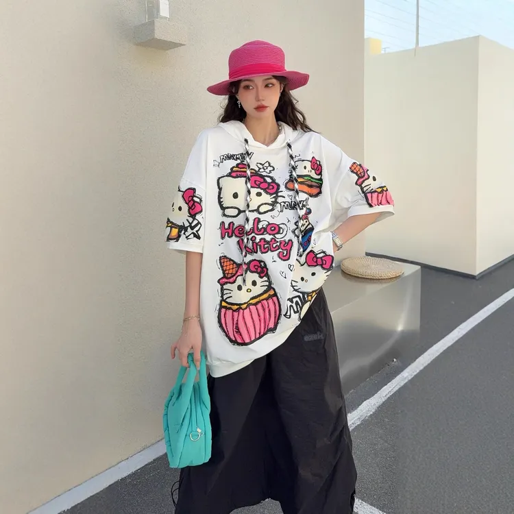 2025年夏季新款短袖T恤女连帽宽松休闲时尚设计感半袖上衣大码潮