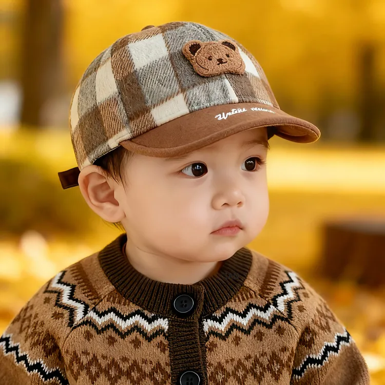 婴儿帽子秋冬季男宝宝潮流小熊鸭舌帽保暖韩版小童格子软檐棒球帽