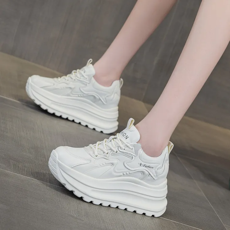 超火爆款内增高小白鞋女2025冬季新款加绒棉鞋运动休闲旅游老爹鞋