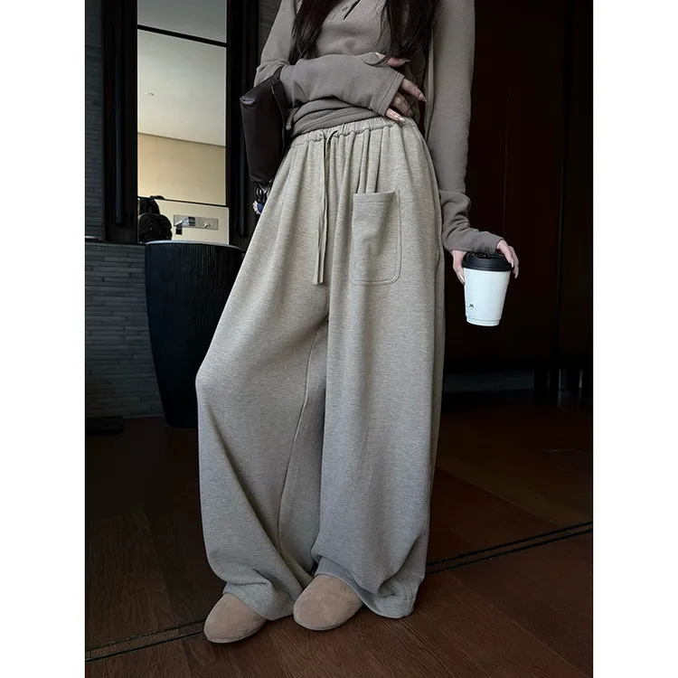 松弛感燕麦色双面磨毛阔腿裤女冬季新款高腰口袋设计垂感休闲长裤