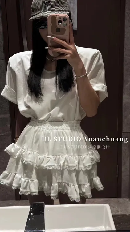 时尚套装百褶裙拼接白色蕾丝上衣短裤短袖短裙时尚套装半裙