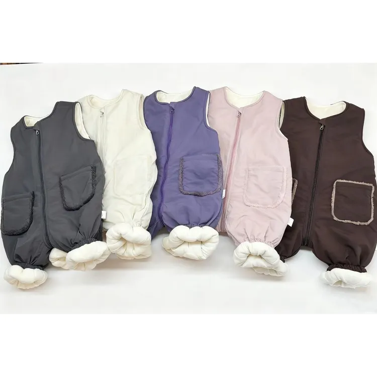 【萌77】婴幼儿极寒550g北极绒双口袋背带裤