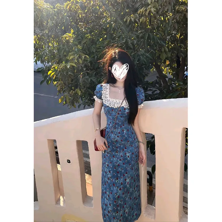 2025夏季法式纯欲油画风方领蕾丝拼接连衣裙时尚气质碎花长裙