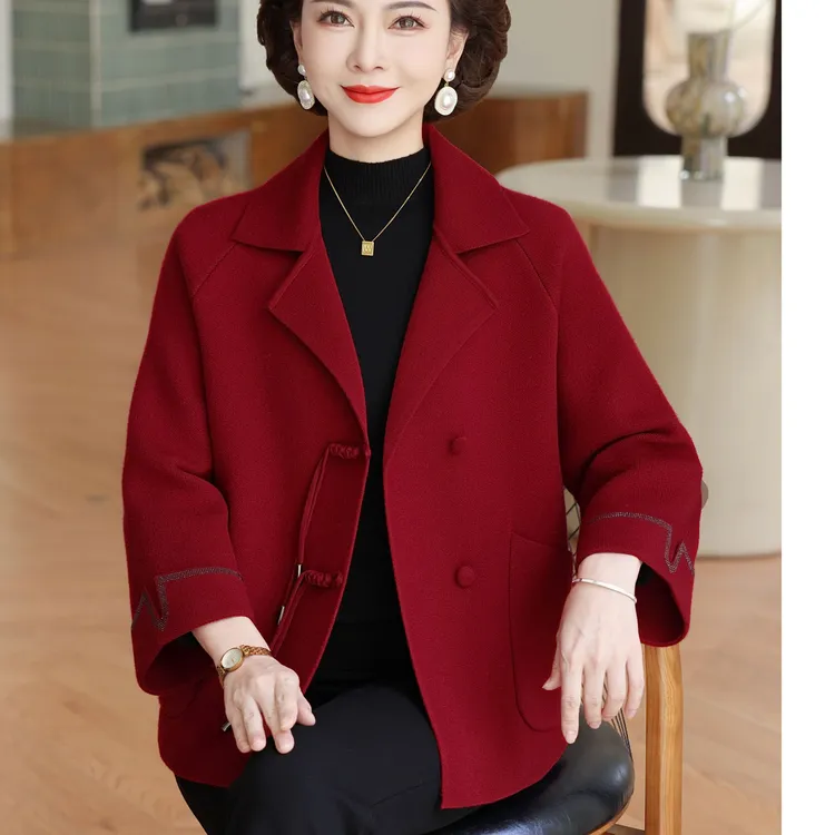 妈妈春秋洋气大码阔太太时尚毛呢外套国风中老年新款喜庆红色开衫