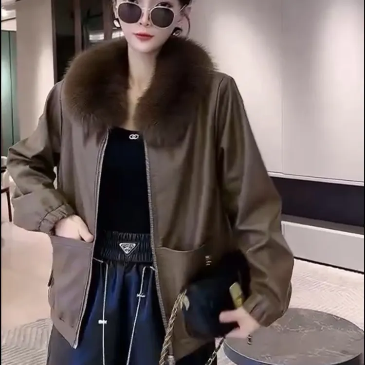 女士加绒皮衣外套毛领可以拆卸新款海宁皮衣