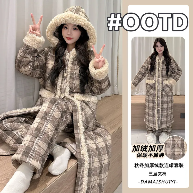 2025保暖加绒加厚冬季三层夹棉蓄热睡袍纽扣连帽可爱家居服睡衣