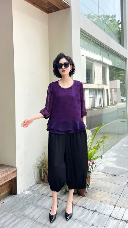 新款重工艺剪花上衣206#